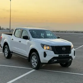 Nissan Navara 2025