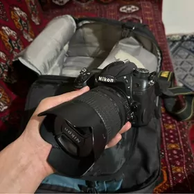Nikon D7000