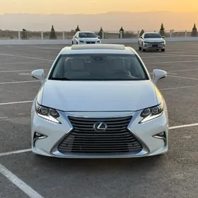 Lexus ES 350 2016