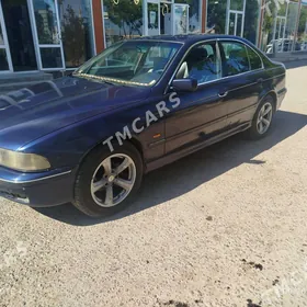 BMW E39 1999