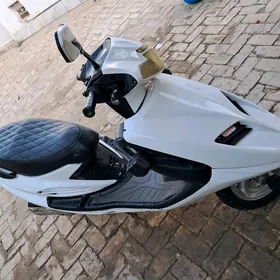 SYM 140 LYK
