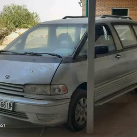 Toyota Previa 1993