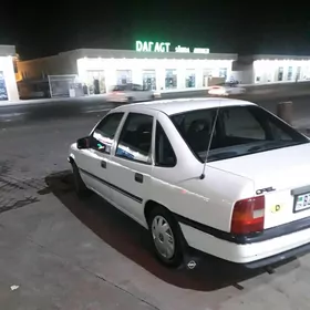 Opel Vectra 1990