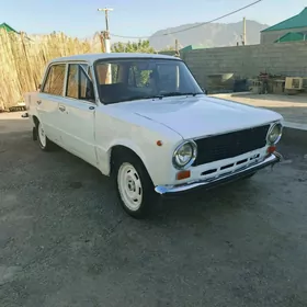 Lada 2104 1983