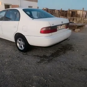 Toyota Corona 1995