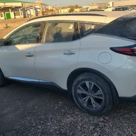 Nissan Murano 2022
