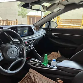 Hyundai Sonata 2021