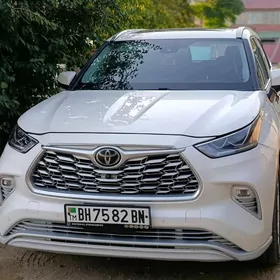 Toyota Highlander 2020
