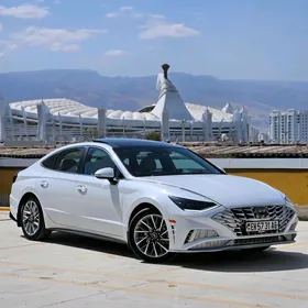 Hyundai Sonata 2021