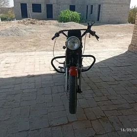 Iž Planeta 5 2002