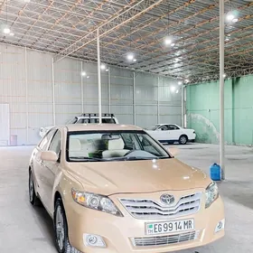 Toyota Camry 2010