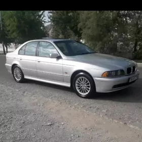 BMW E39 2001