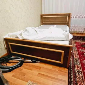 Спальня Кровать