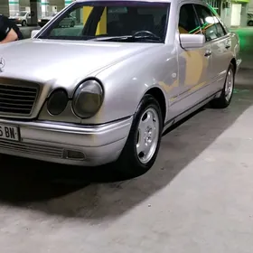 Mercedes-Benz E-Class 1998