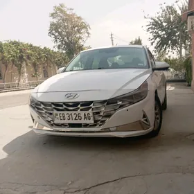 Hyundai Elantra 2021