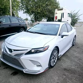 Toyota Camry 2022