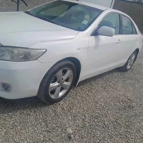 Toyota Camry 2011