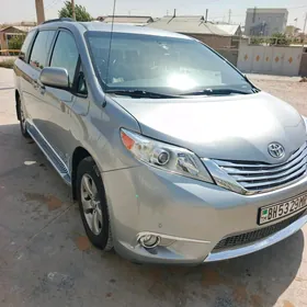Toyota Sienna 2012