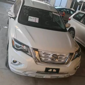 Nissan Pathfinder 2020
