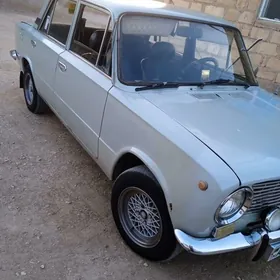 Lada 2104 1987