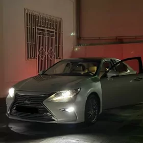 Lexus ES 350 2017