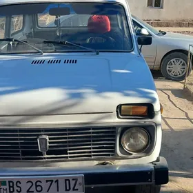 Lada Niva 1982