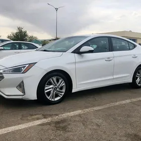 Hyundai Elantra 2020
