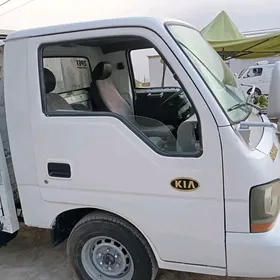 Kia Bongo 2003