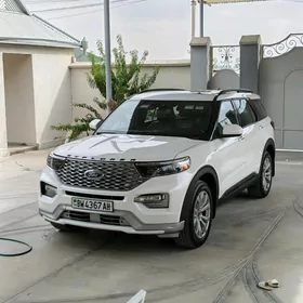 Ford Explorer 2022