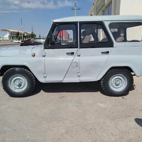UAZ 469 1999
