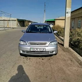 Opel Astra 2000