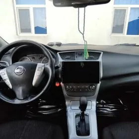 Nissan Sentra 2013