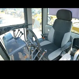 LiuGong CLG 4180D 2010