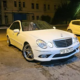 Mercedes-Benz E350 2009