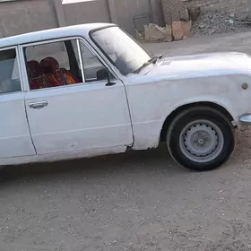 Lada 2106 2025