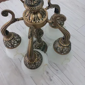 Lyustralar