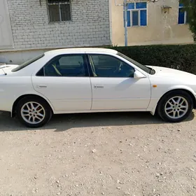 Toyota Camry 1998