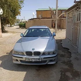 BMW E39 2002