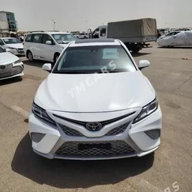 Toyota Camry 2020