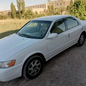 Toyota Camry 1999