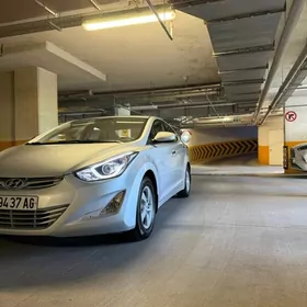 Hyundai Elantra 2013