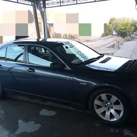BMW 745 2003