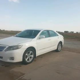 Toyota Camry 2010