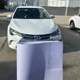 Toyota Camry 2015