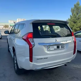 Mitsubishi Montero Sport 2019