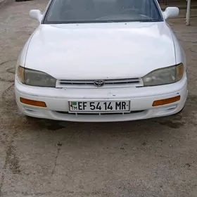 Toyota Camry 1992