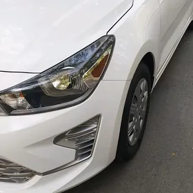 Kia Rio 2021