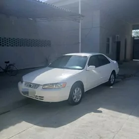 Toyota Camry 1997