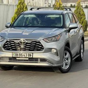 Toyota Highlander 2020