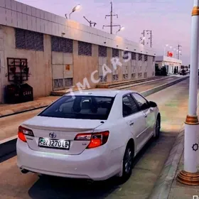 Toyota Camry 2012